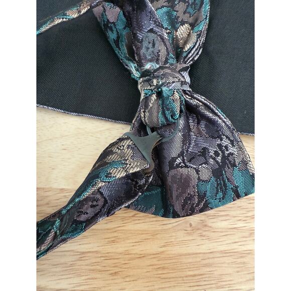 The Tie Rack Set of Matching Bow Tie & Cummerbund Silver Blue One Size JL - Picture 8 of 12